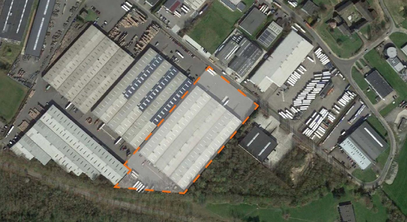 Logistiek bedrijfsgebouw van 3.250 m² nabij de E40 - foto 4