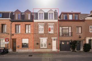 GEZELLIGE WONING MET 3 SLAAPKAMERS VLAKBIJ MECHELEN CENTRUMOp zoek naar een charmante woning op wandelafstand van het bruisende hart van Mechelen?...