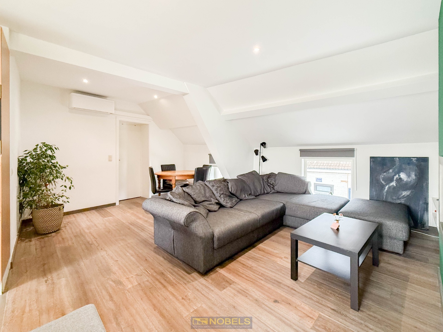 Te koop, duurzaam gerenoveerd appartement met terras te Geraardsbergen - foto 3