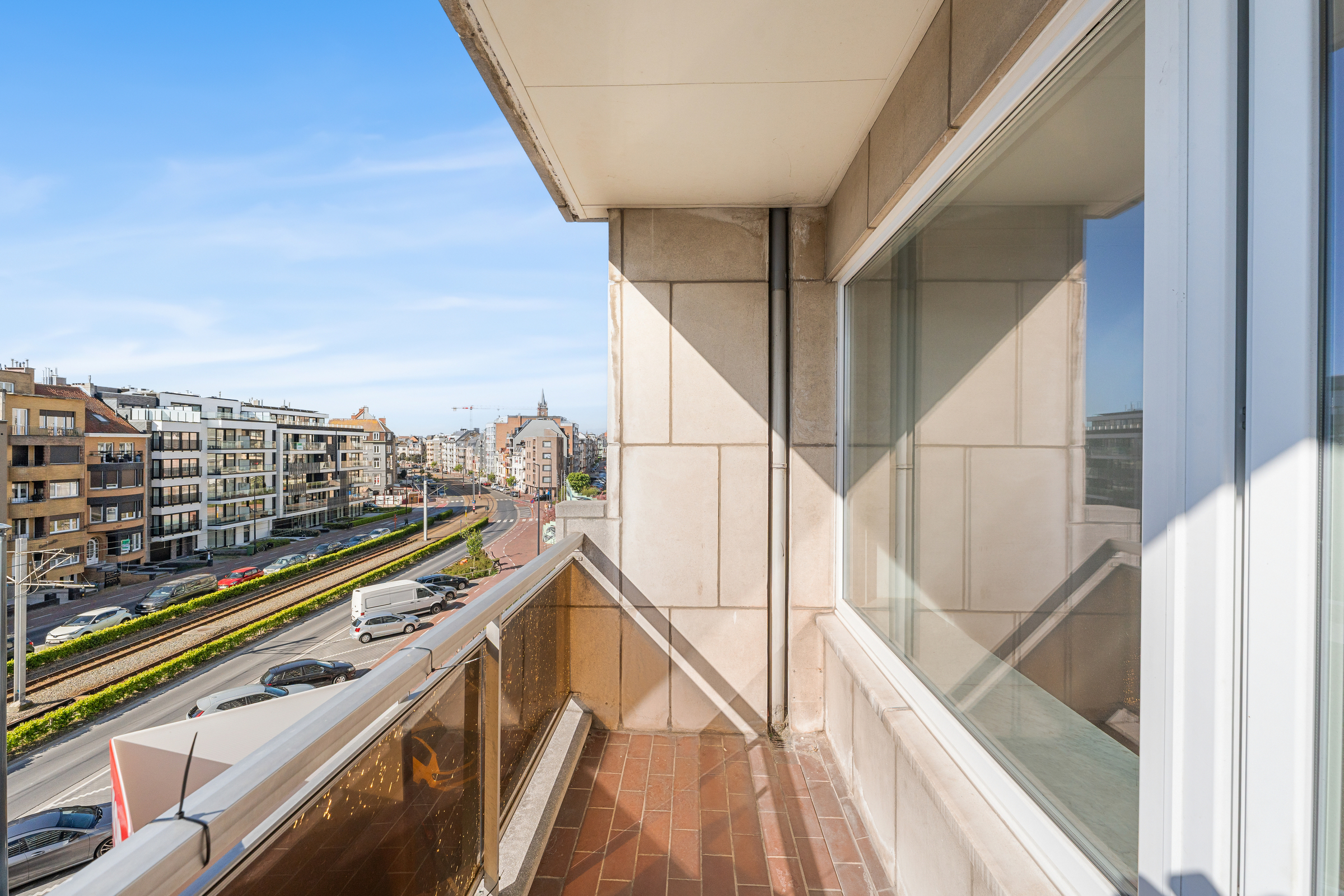Ruim appartement met zonneterras te koop in Blankenberge! - foto 2