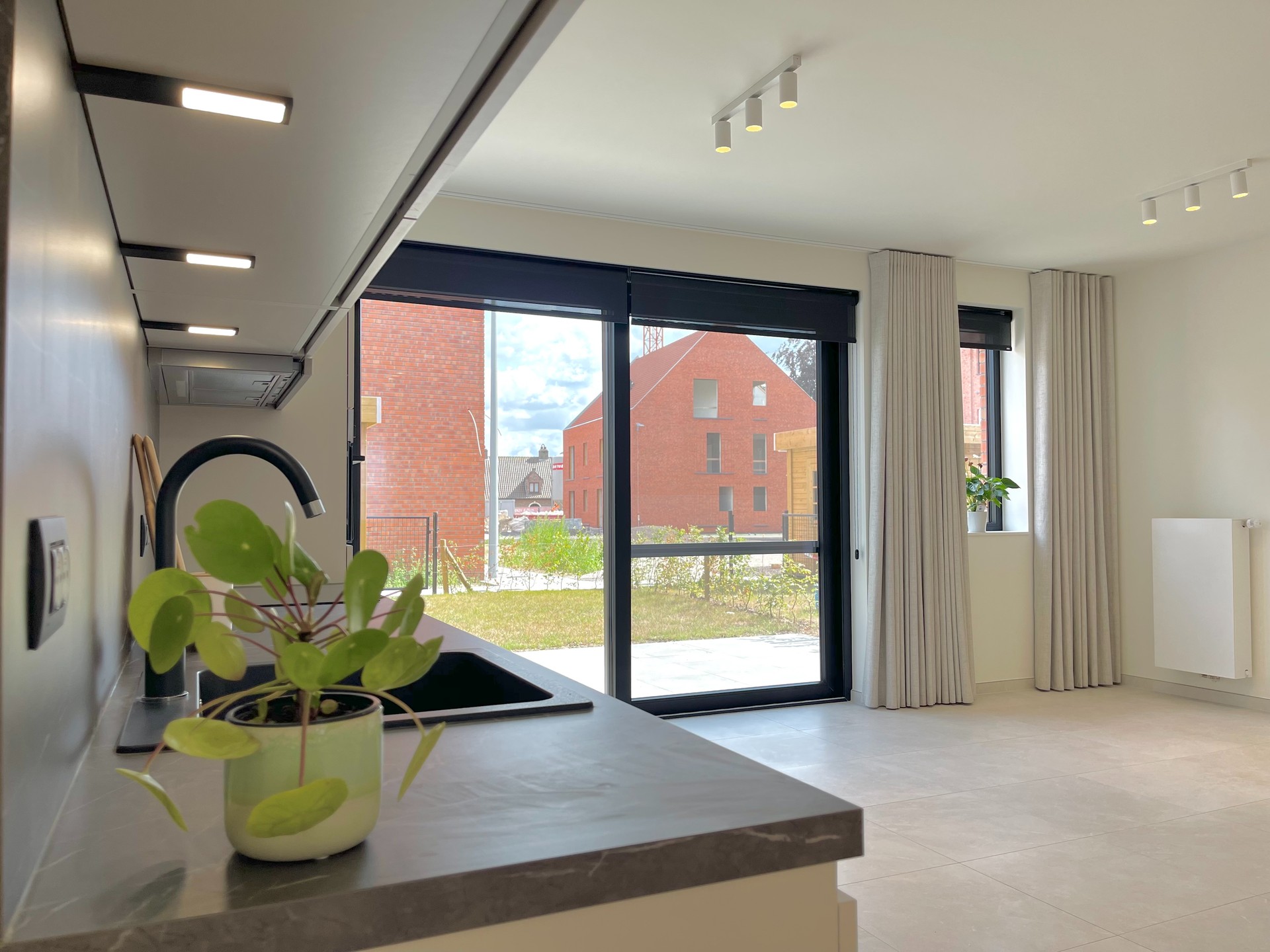 Maison à louer à Deerlijk avec 3 chambres - photo 2