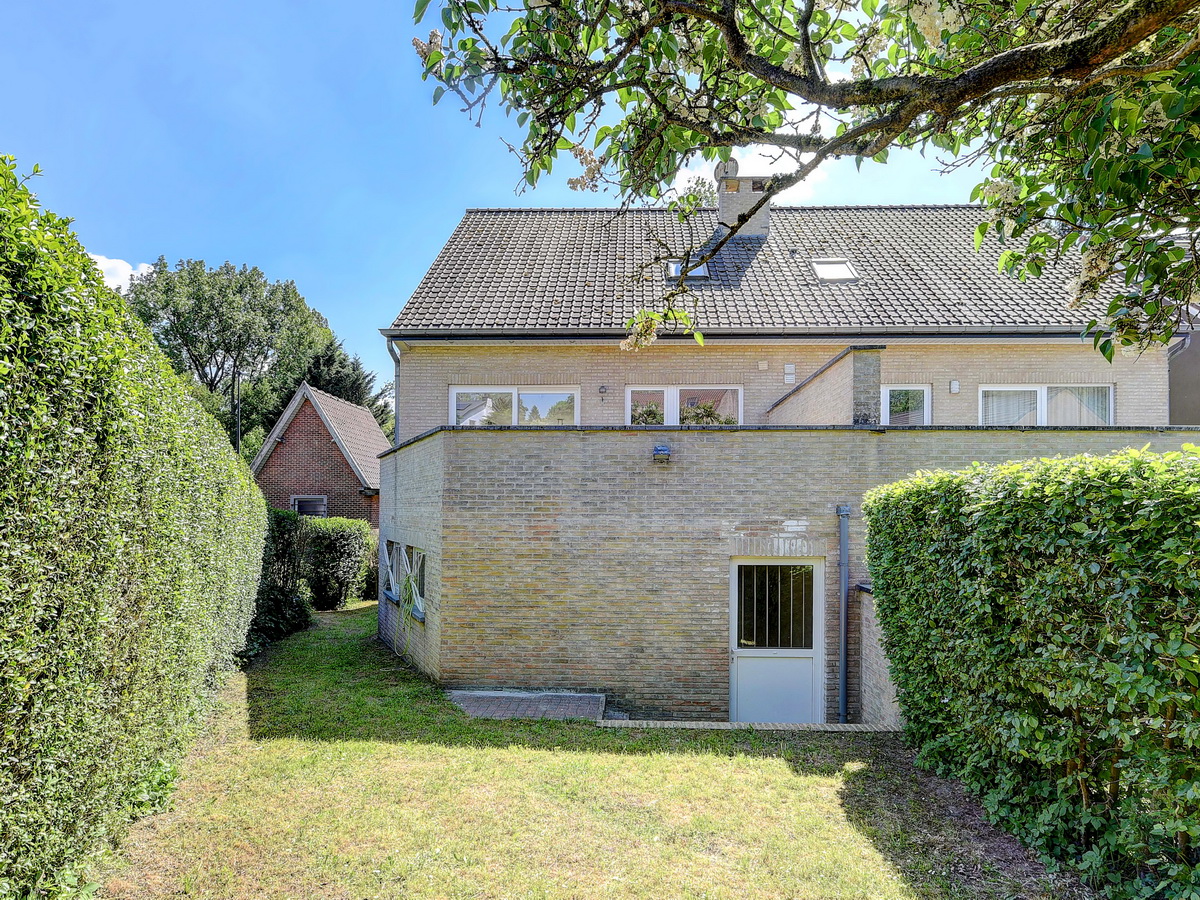 Instapklare woning met veel potentieel op gunstige ligging! - foto 2