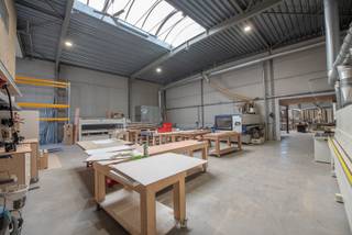 Commercial for rent in Wielsbeke