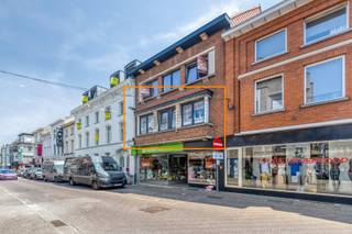 Kleinschalige residentie met 7 entiteiten, CENTRUM Zottegem. Volledig gerenoveerd in 2019: dak, ramen, elektriciteit, verwarming, bevloering,...
