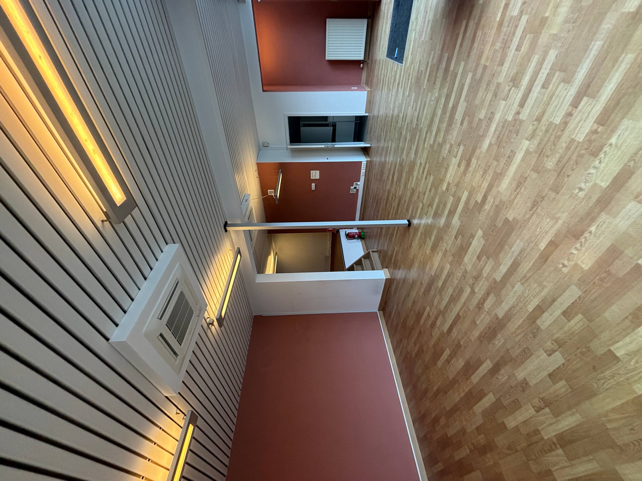 Instapklaar handelspand te huur in Pelt-centrum - foto 2