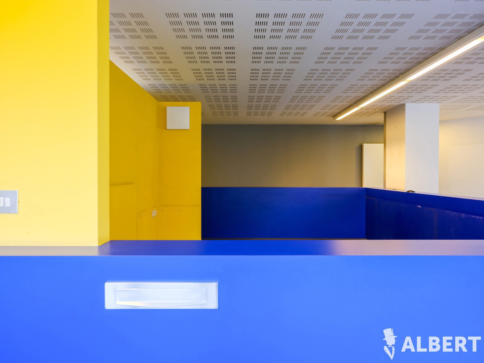 Modern handelspand op zichtlocatie te centrum Tielt - foto 4