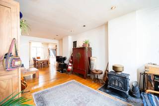 Multifunctionele bel-etage woning op toplocatie in AntwerpenWelkom bij deze unieke bel-etage woning gelegen aan de Bestormingstraat 12, in het...