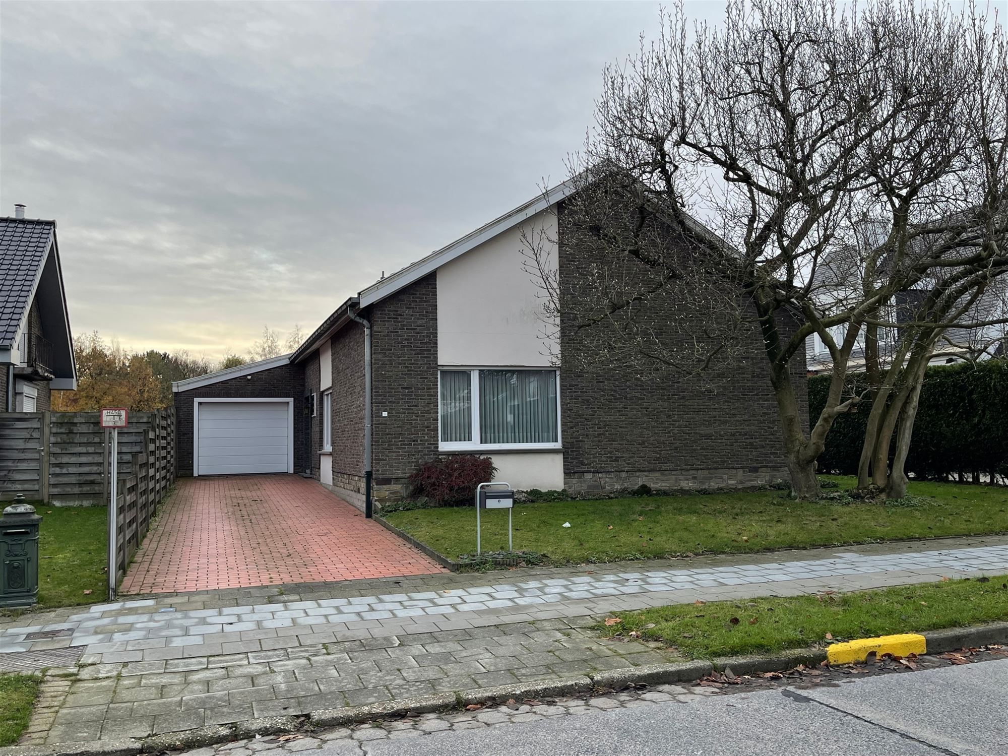 Villa - foto 1