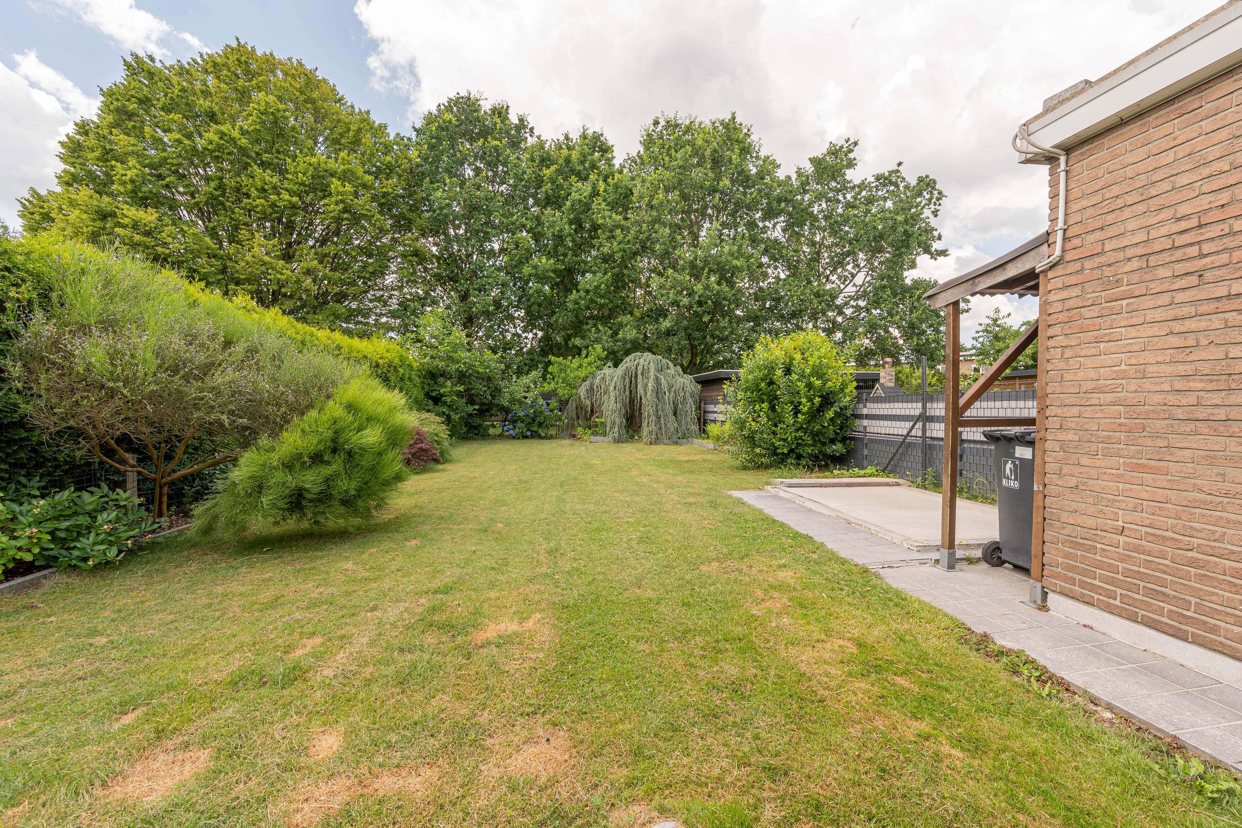 Trendy instapklare gezinswoning met ruime en groene tuin! - foto 5