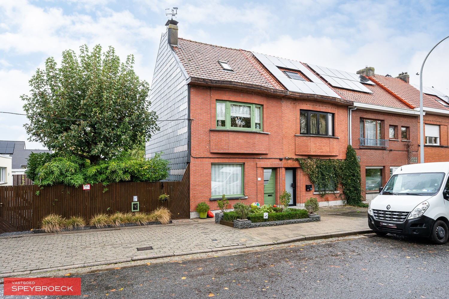 TE KOOP – DRONGEN aan de Koninginnelaan 49 - foto 1