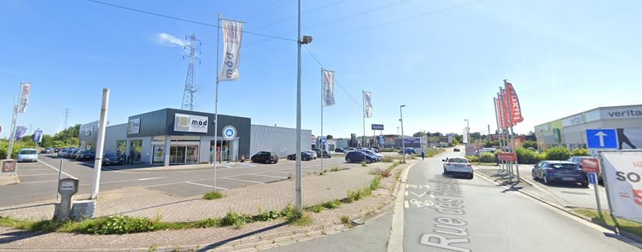 Commercial for rent in Froyennes - photo 3