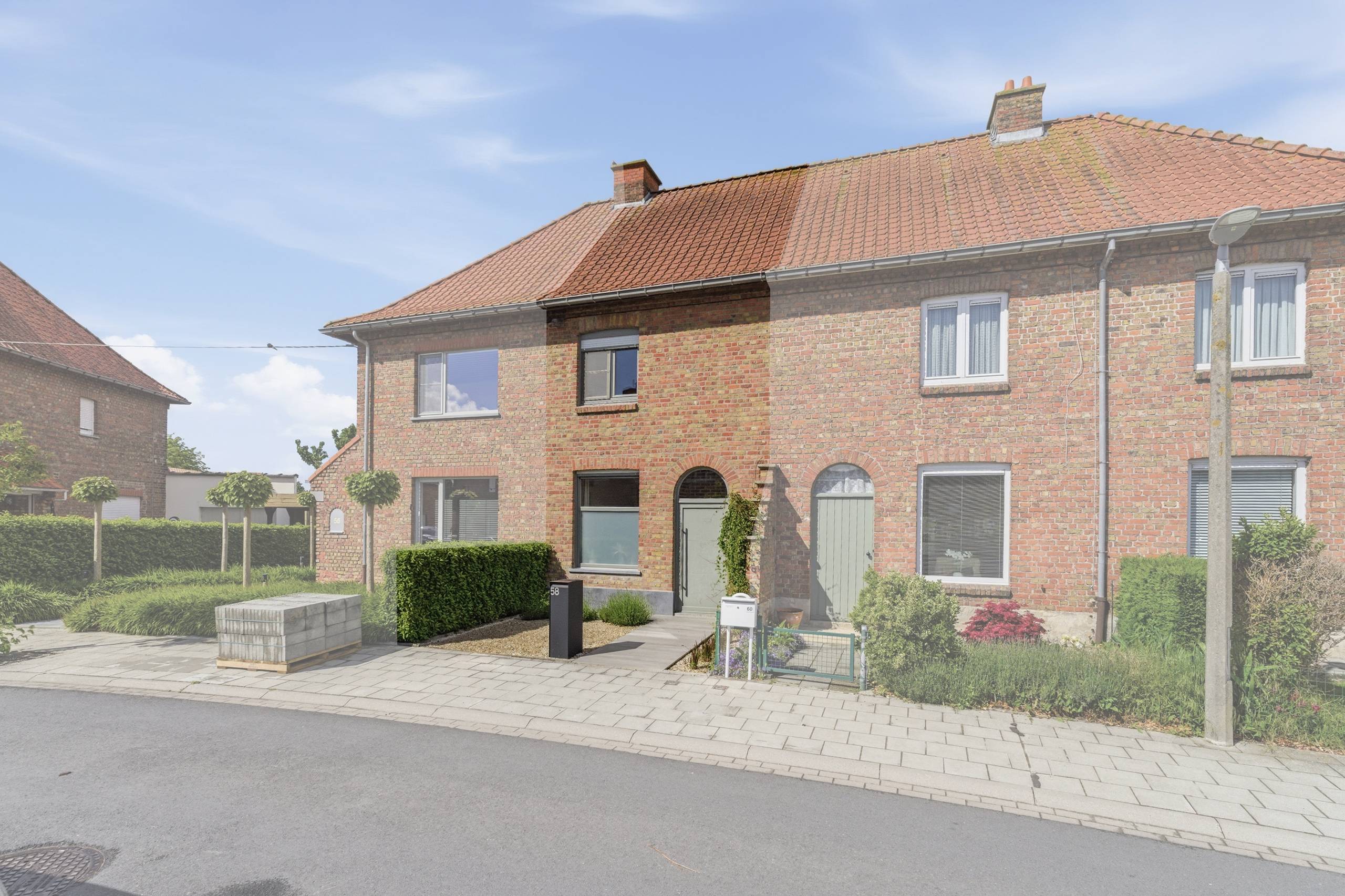 House for sale in Veurne with 3 bedrooms - photo 1