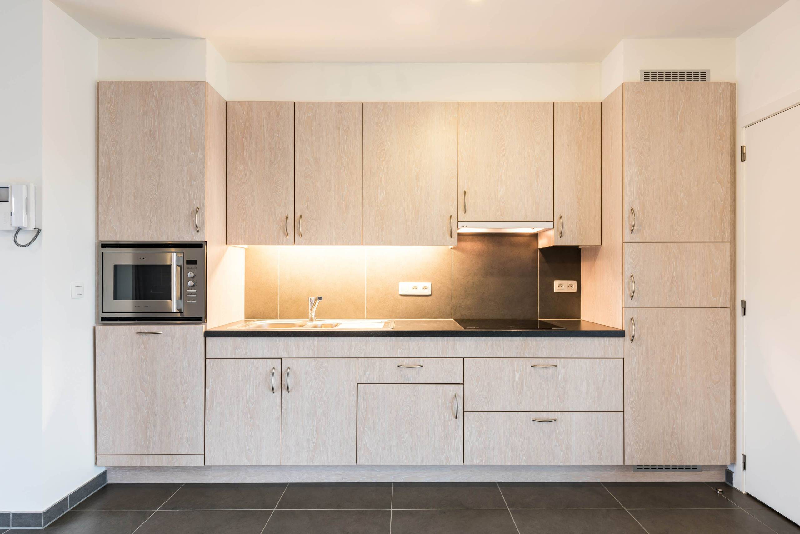 Kwaliteitsvol appartement met autostaanplaats gelegen in Poperinge! - foto 4