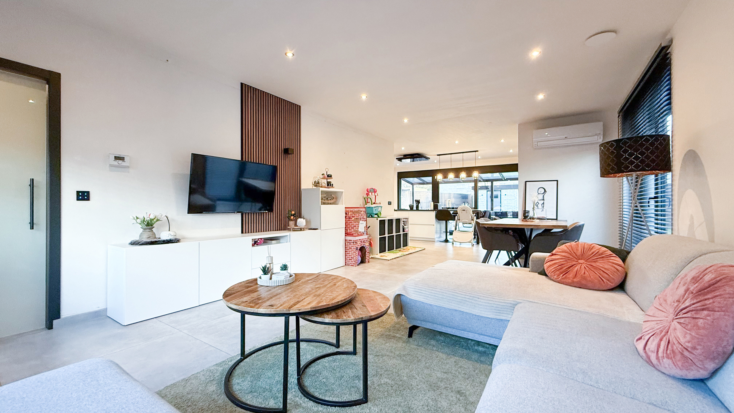 Moderne halfopen bebouwing (3 jaar oud) nabij E313 & E314! - foto 4