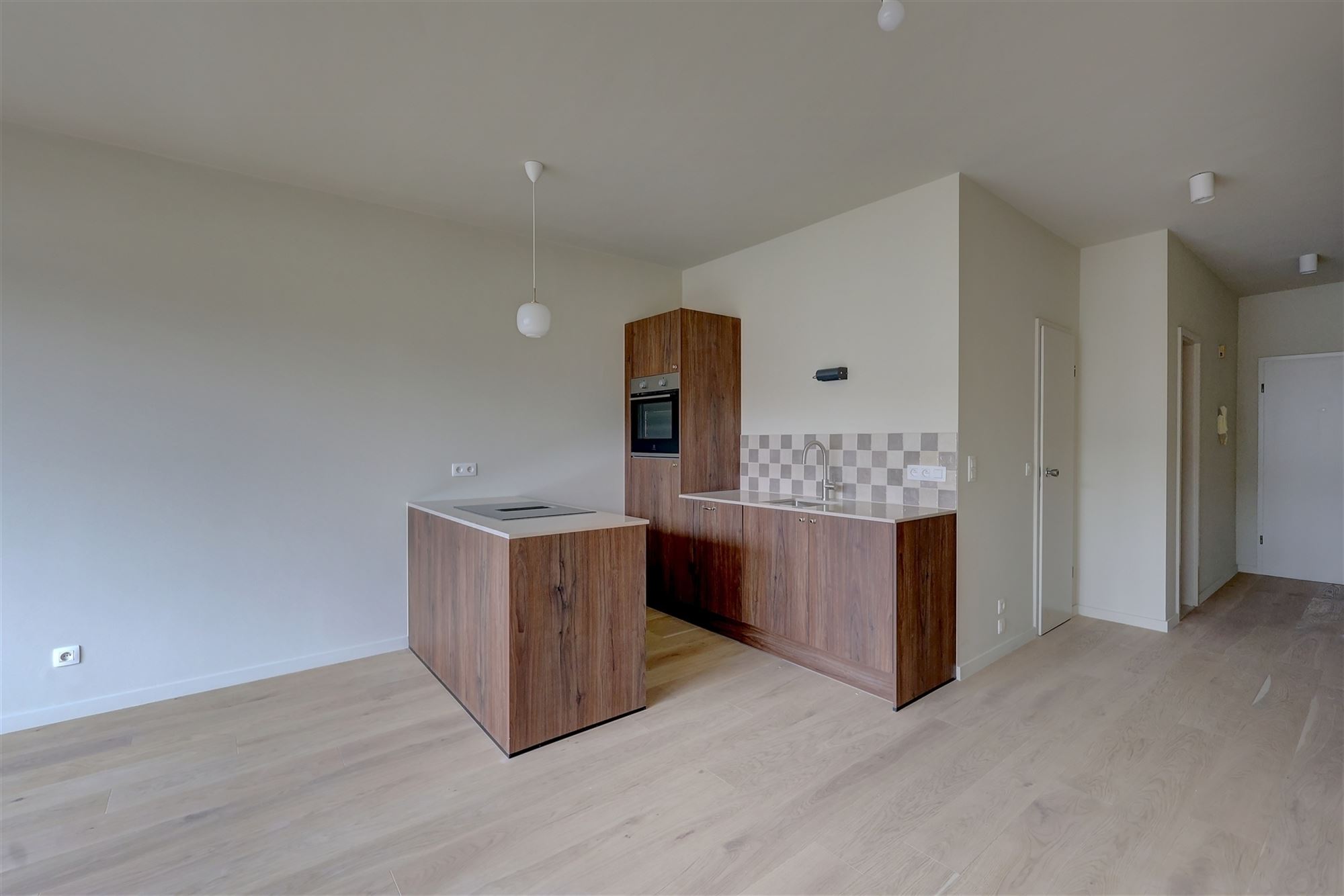 Luxueus gerenoveerd 1 slk appt aan het Mechelseplein - foto 2