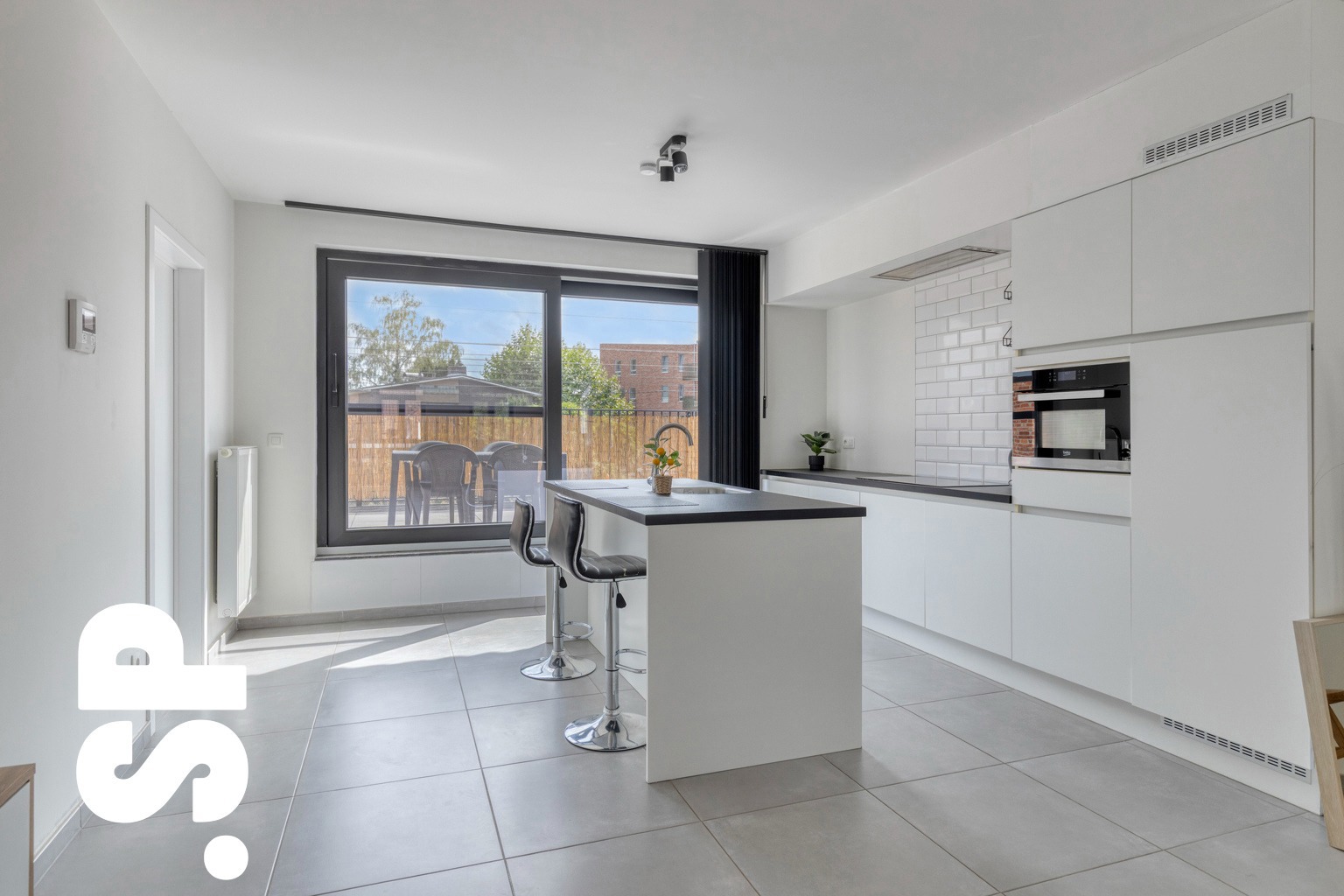 Recent duplex appartement met 2 slaapkamers en zonnig terras - foto 5