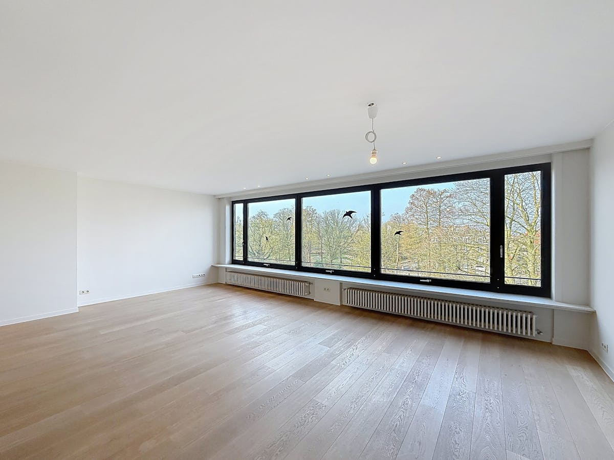 Een karaktervol appartement met 2 slaapkamers te huur in Brugge. - foto 1