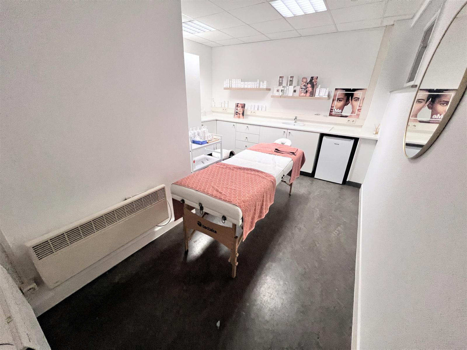 Commercial à louer à Ninove - photo 2