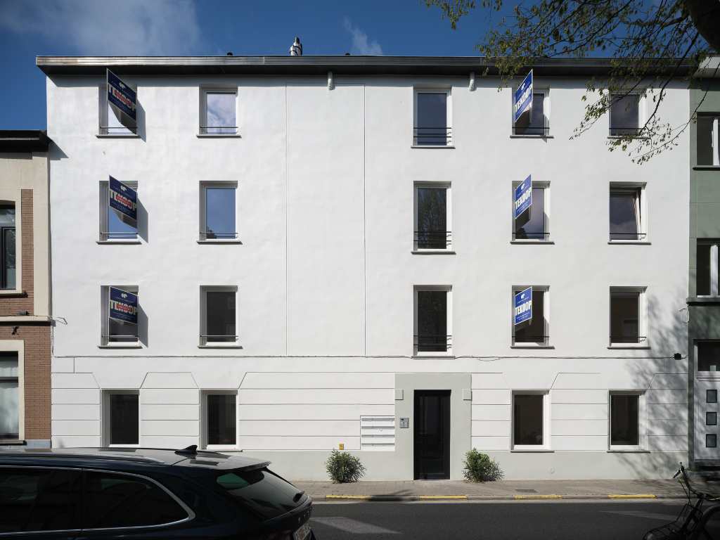 Kwaliteitsvolle gerenoveerd appartement nabij het Groenevalleipark en de Coupure. - foto 1