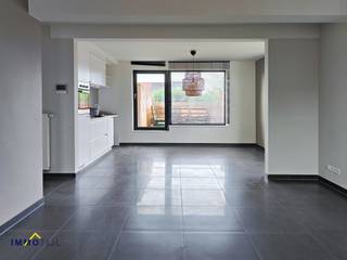 Gezellig appartement met terras op centrale ligging.Dit gezellig appartement is ideaal voor wie op zoek is naar comfortabel en praktisch woning op...