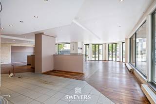 Commercial à vendre à Beringen