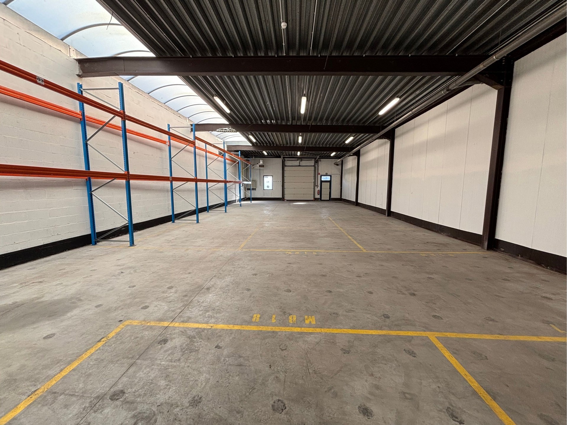 KMO-unit 240m² te huur - foto 5