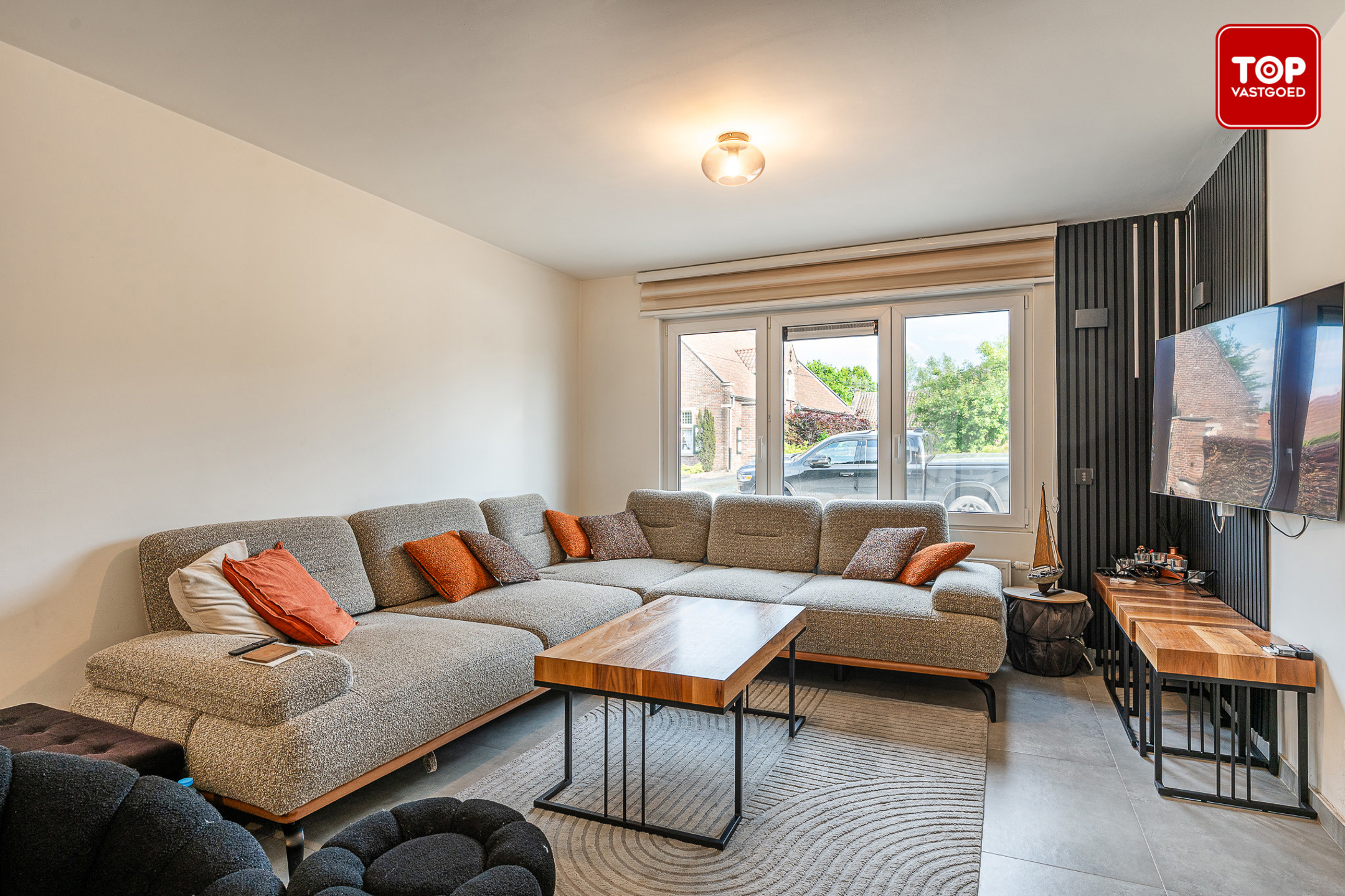 Gerenoveerde open bebouwing met 5 slaapkamers en tuin - foto 4