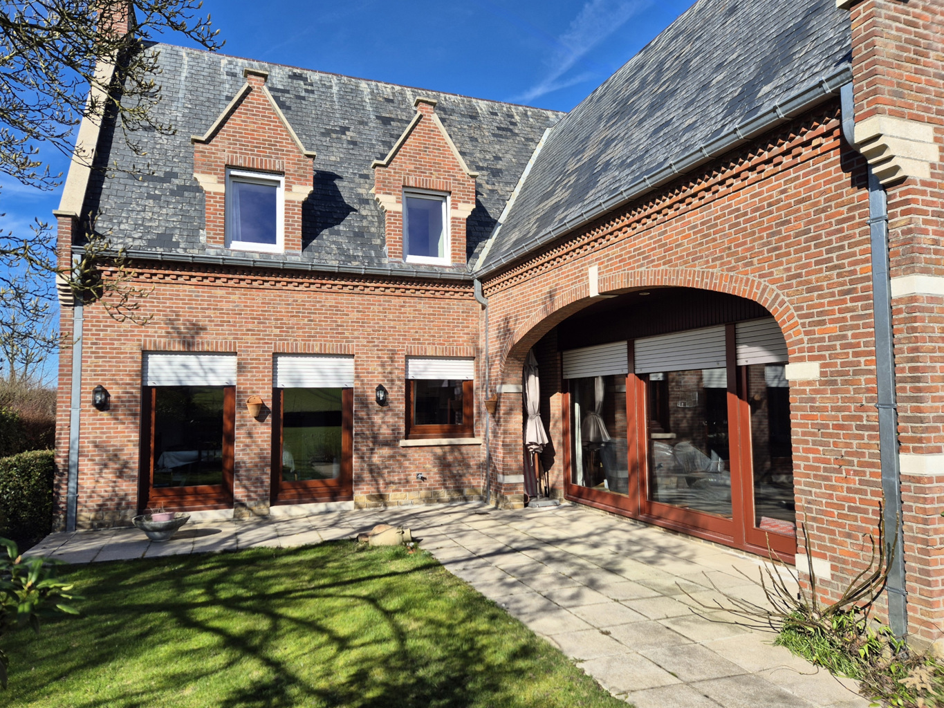 STIJLVOLLE VILLA IN ZEER GOEDE STAAT MET TUIN  - foto 5