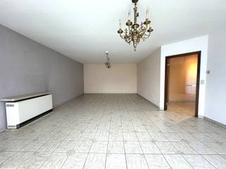 Gelegen in het hart van Oostkamp, op een toplocatie waar alle dagelijkse voorzieningen zoals bakker, winkels, bank en openbaar vervoer zich...