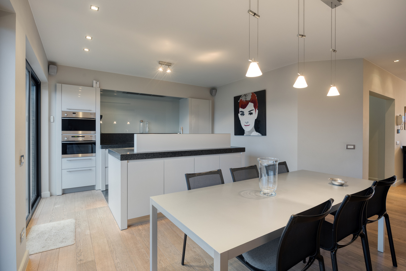 Instapklaar duplexappartement met hoogwaardige afwerking en topligging - foto 3