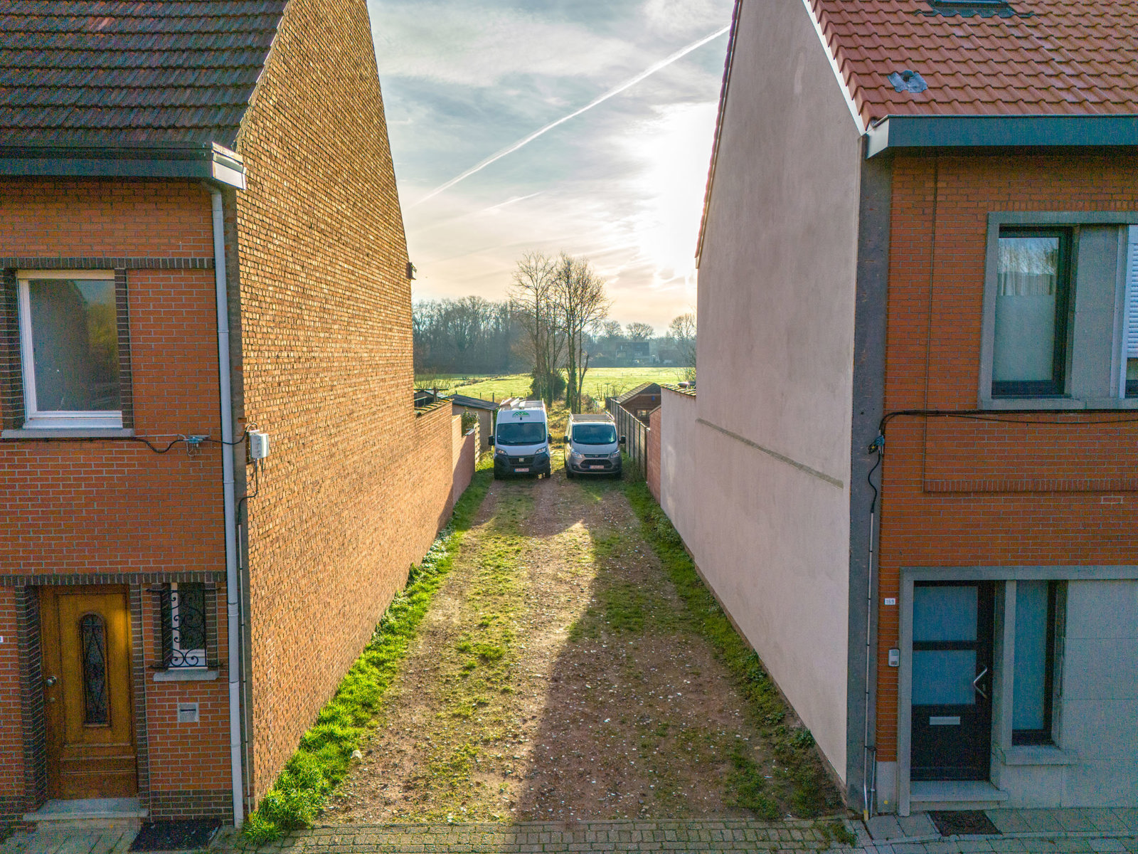 zuid-oost gelegen bouwgrond nabij het centrum. - foto 2