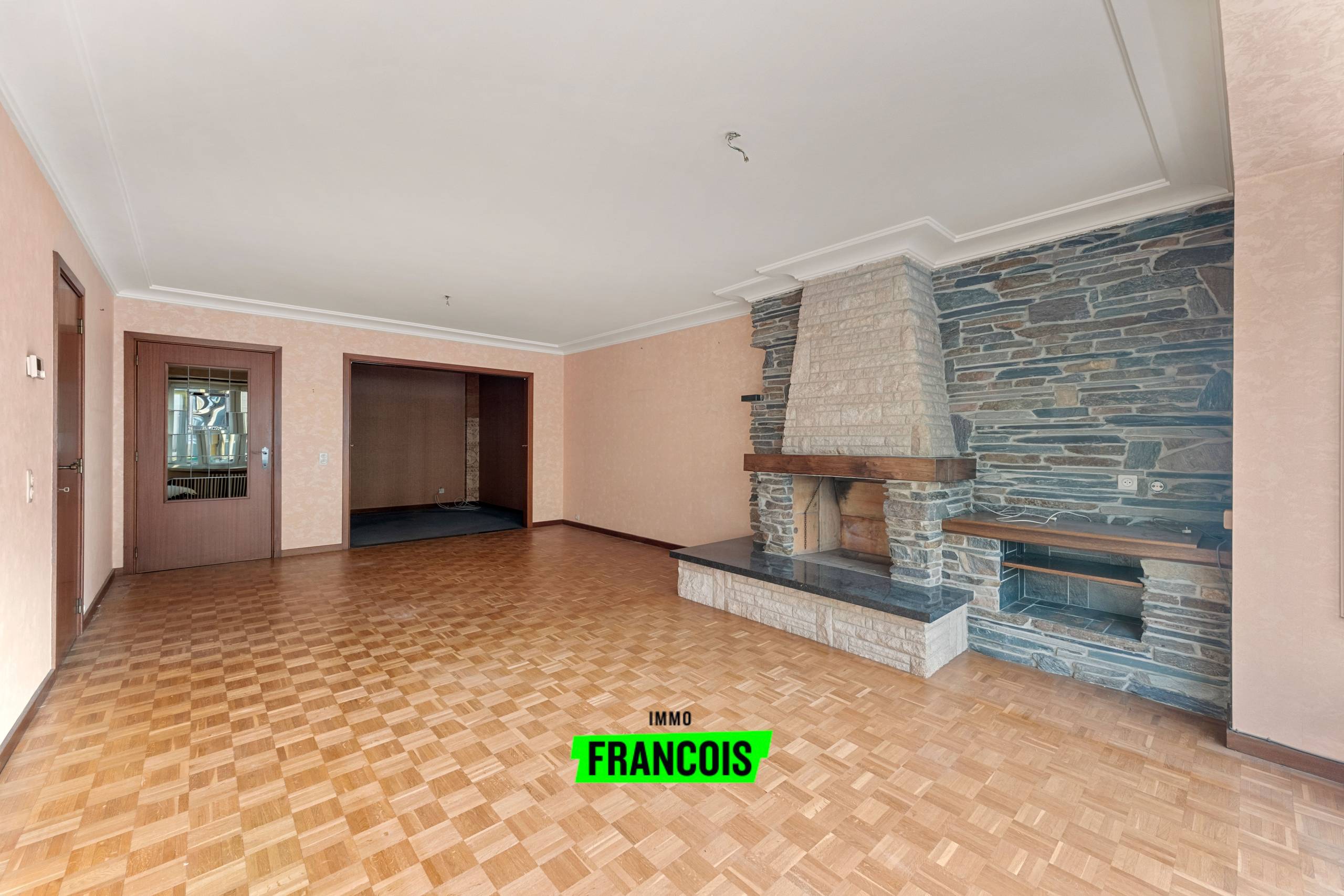 Ruim tweeslaapkamer appartement te koop op toplocatie te Sint-Andries - foto 4