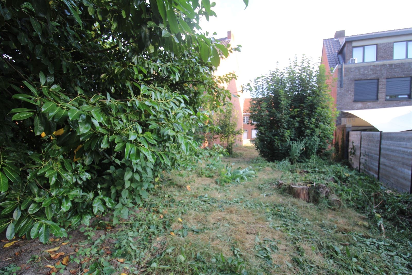Zuidgerichte bouwgrond op toplocatie aan stadsrand - foto 4