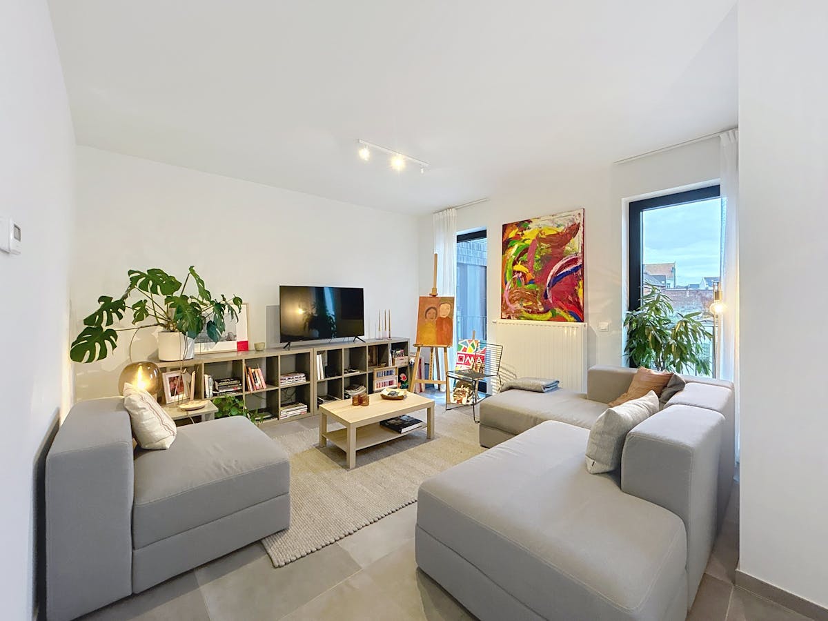 Recent 1 bedroom apartment for rent on the Leie in Kortrijk - photo 1