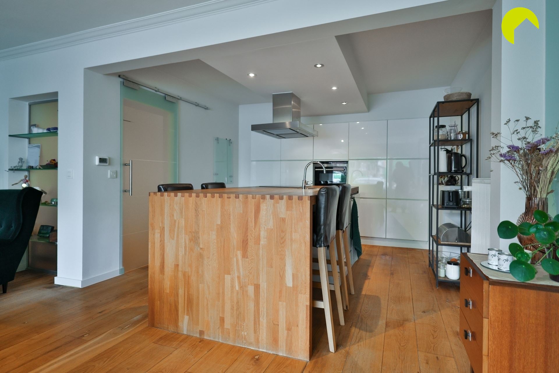 Gelijkvloers tweeslaapkamerappartement in Edegem! - foto 4