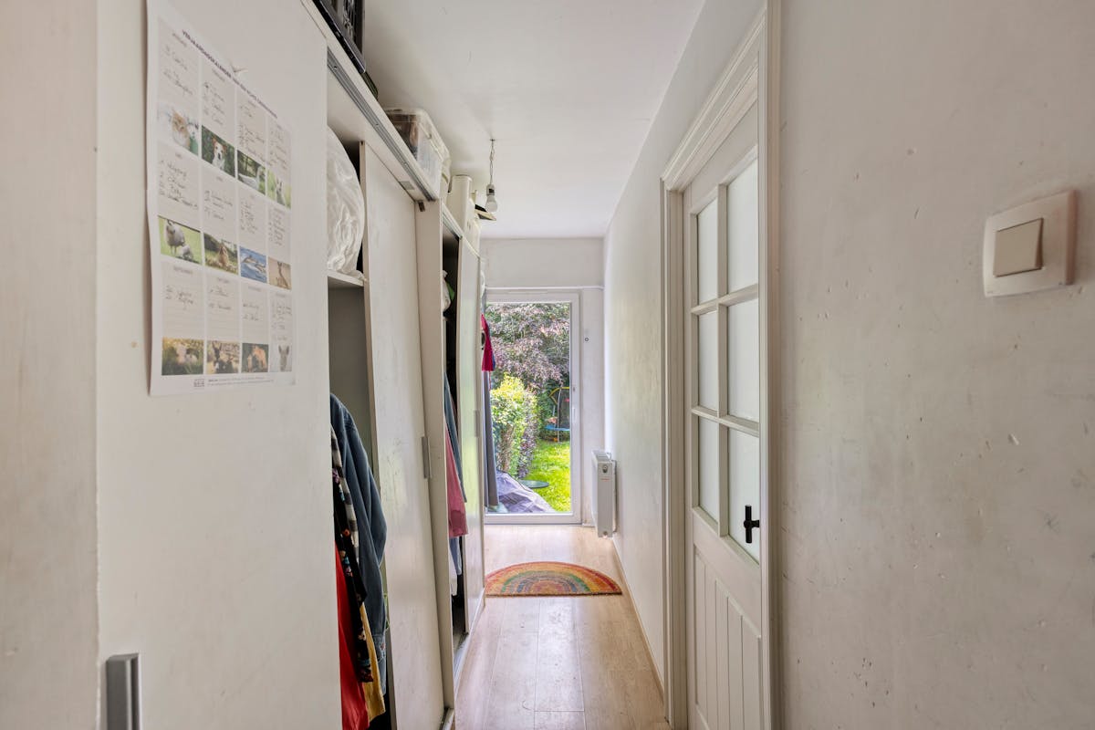 Spacious house with 5 rooms, garage and garden in Koningslo - photo 4