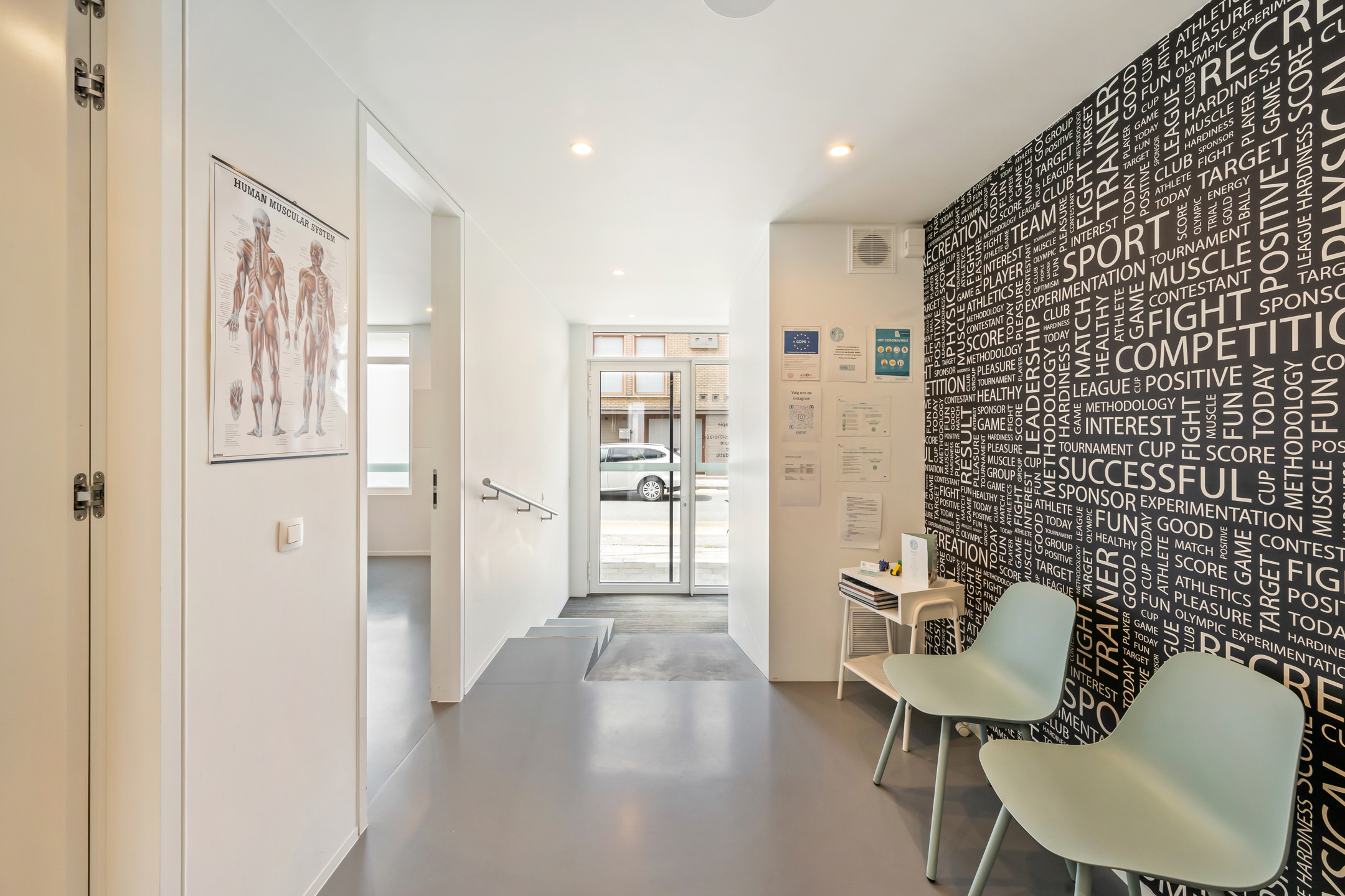 TOPGELEGEN commercieel handelspand met appartement. - foto 5