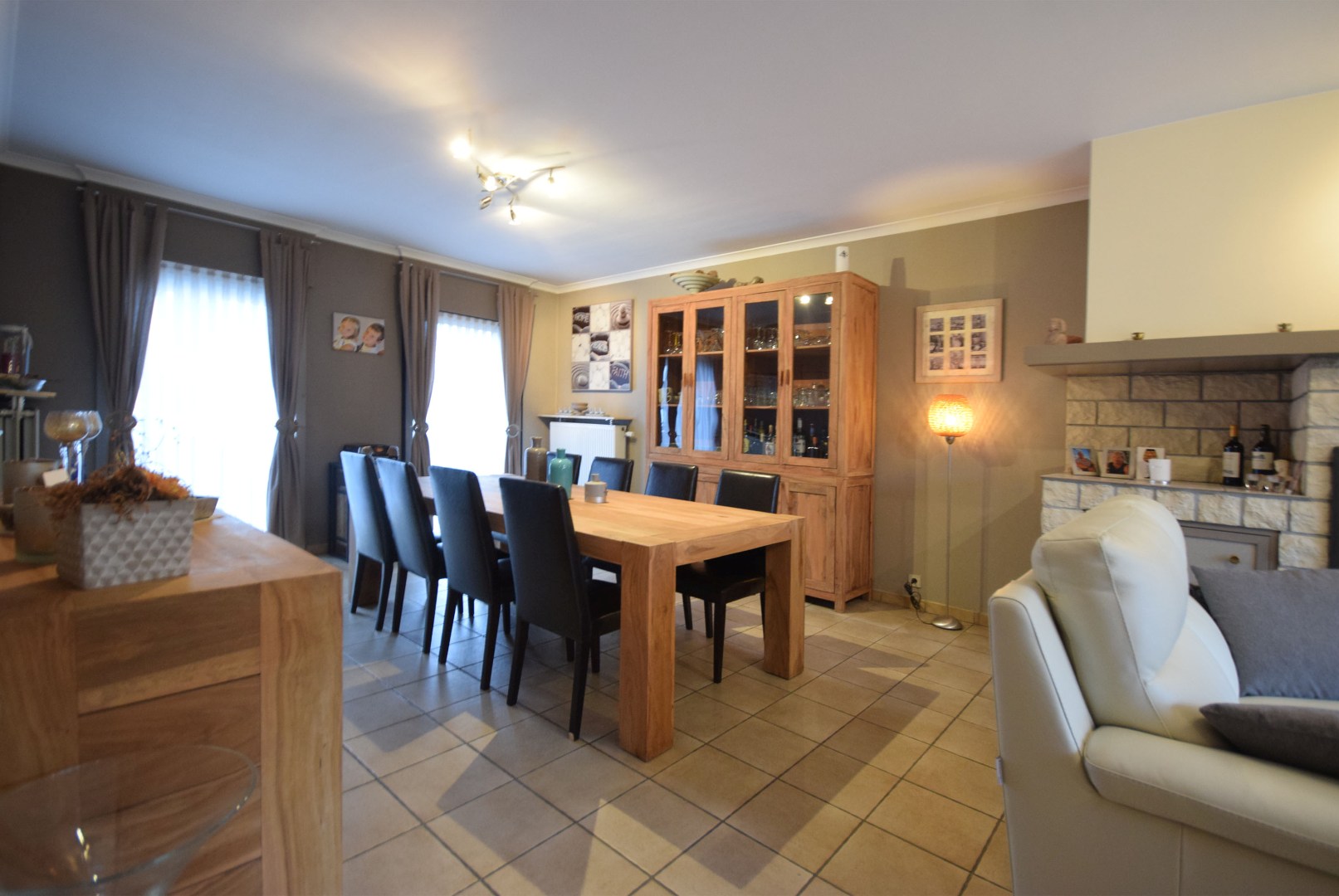 ZEER RUIME EN GOED ONDERHOUDEN HALF OPEN BEBOUWING - foto 5