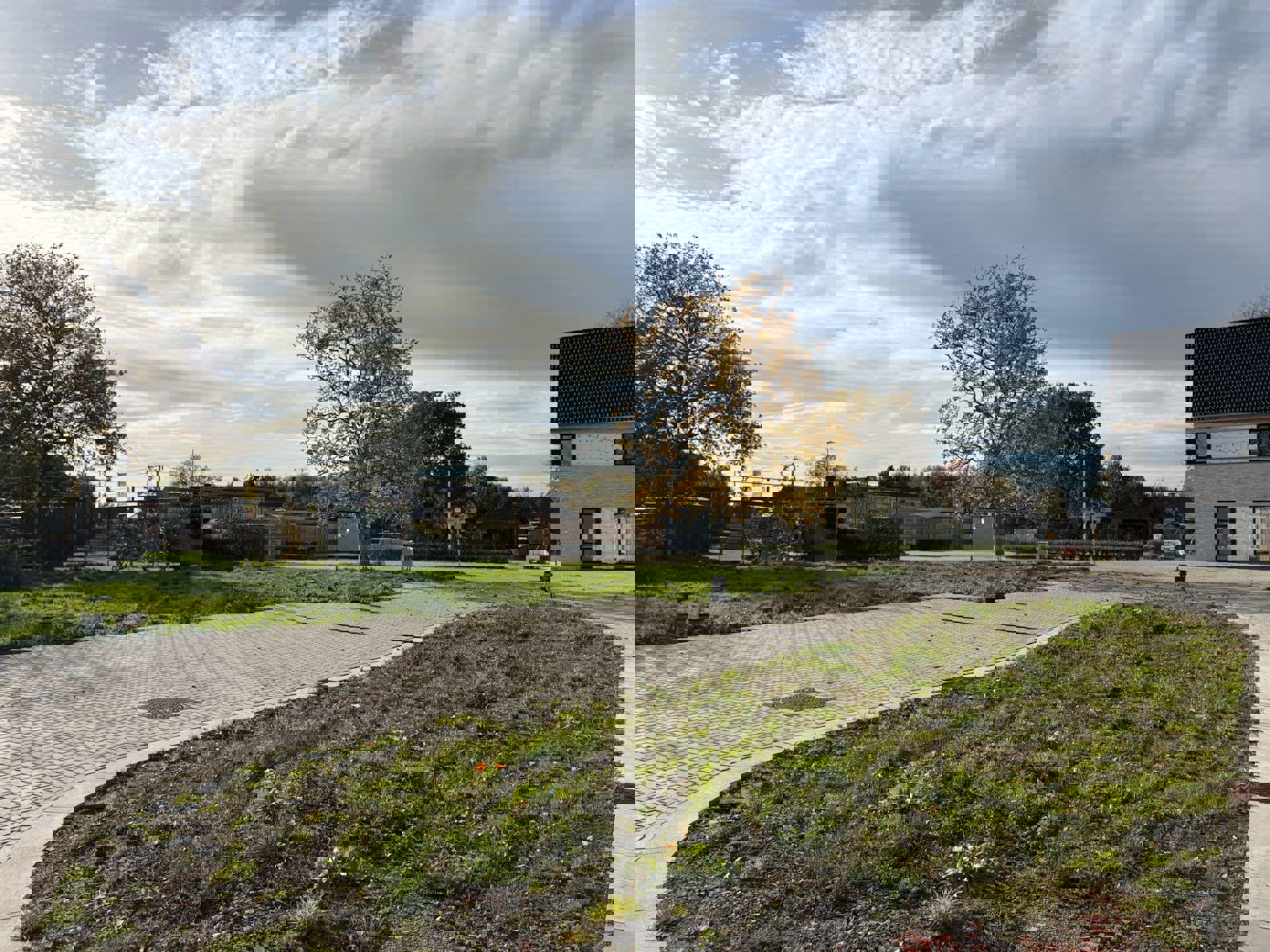 Nieuwbouwwoning in een doodlopende straat in Torhout!  - foto 4