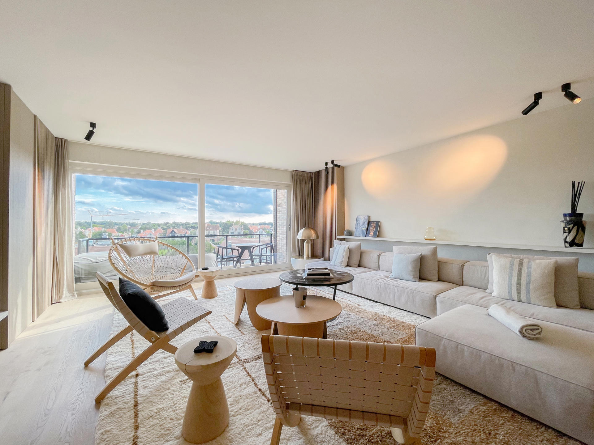 SUBLIEM gerenoveerd DUPLEX app., gelegen op de Kustlaan... - foto 2