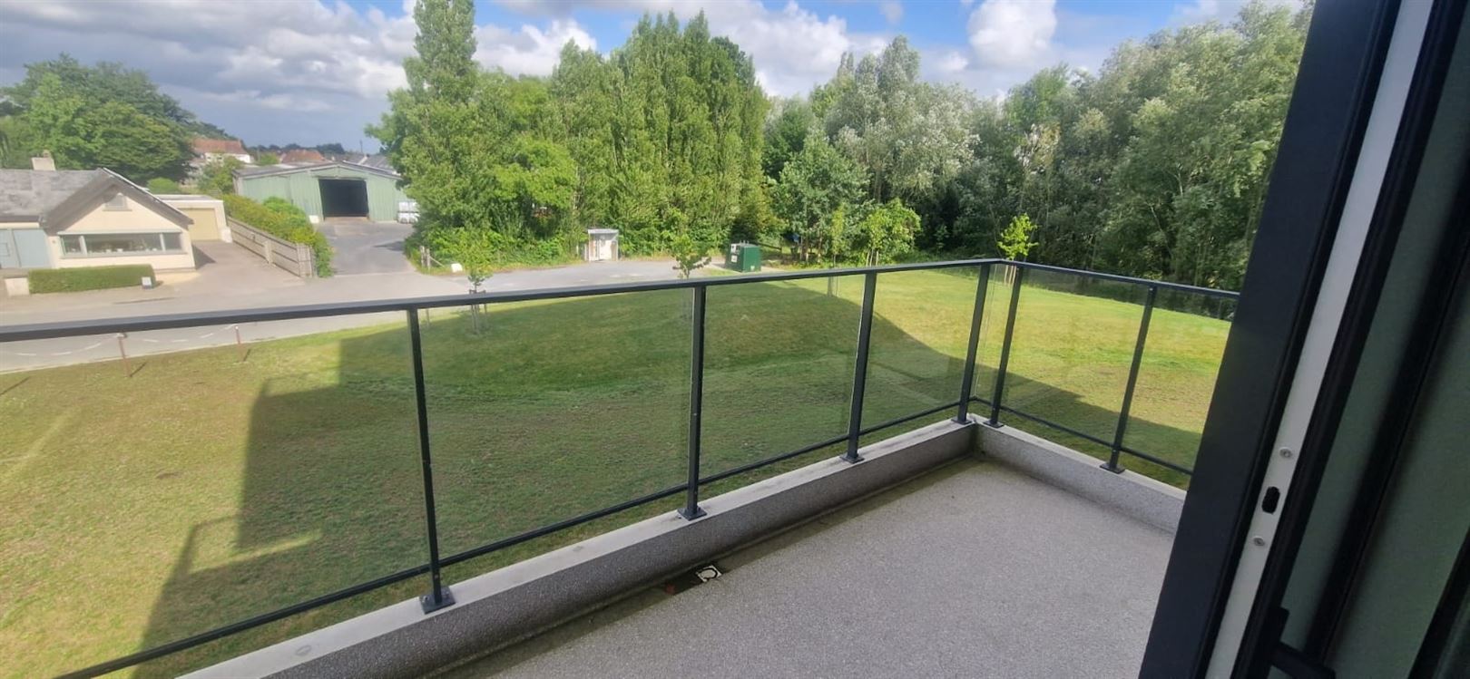 Apartment for rent in Harelbeke with 1 bedroom - photo 5