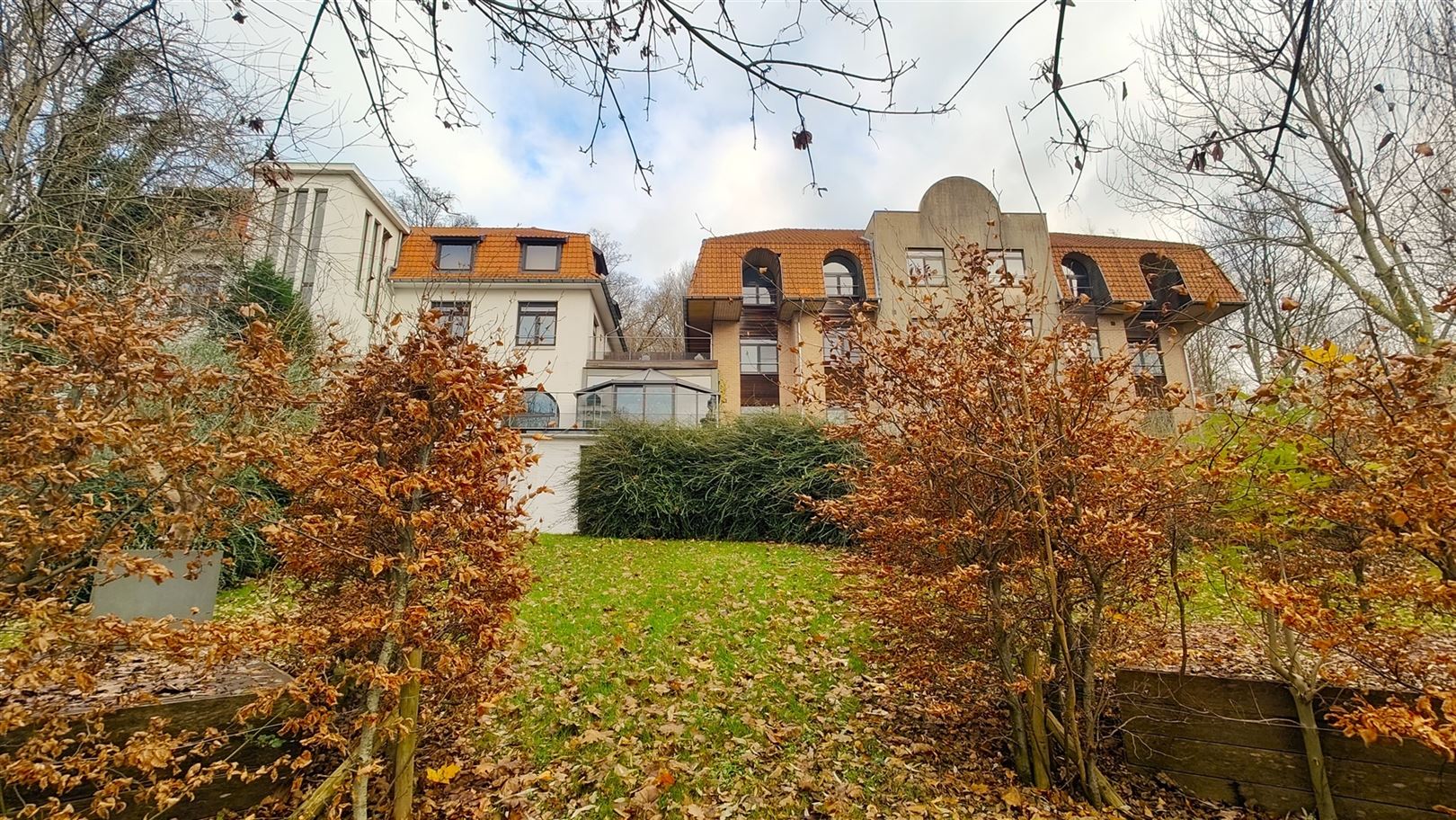 Opbrengsteigendom (13 appartementen) op 9319m² in Kluisbos - foto 3
