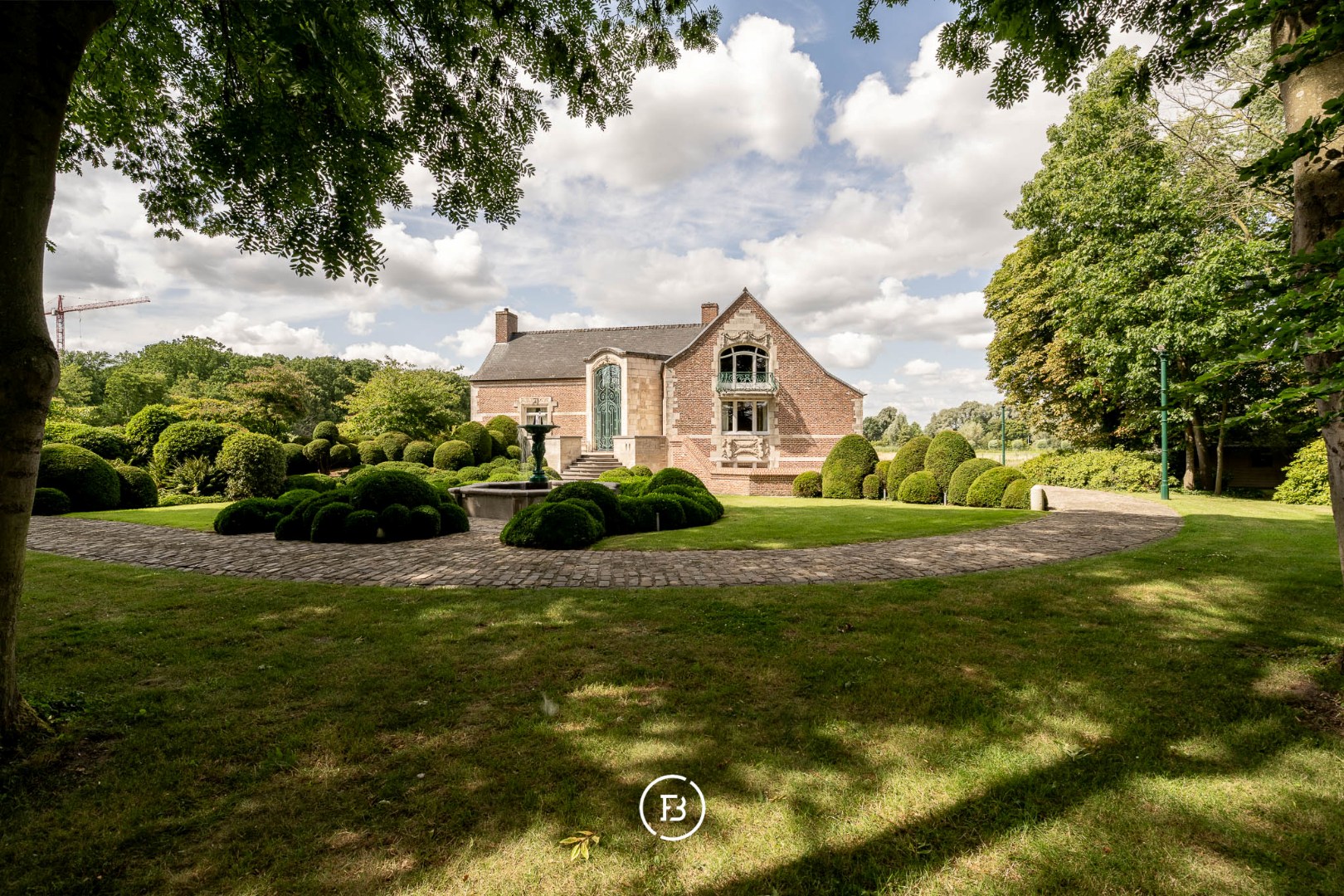 Architectural gem - photo 2