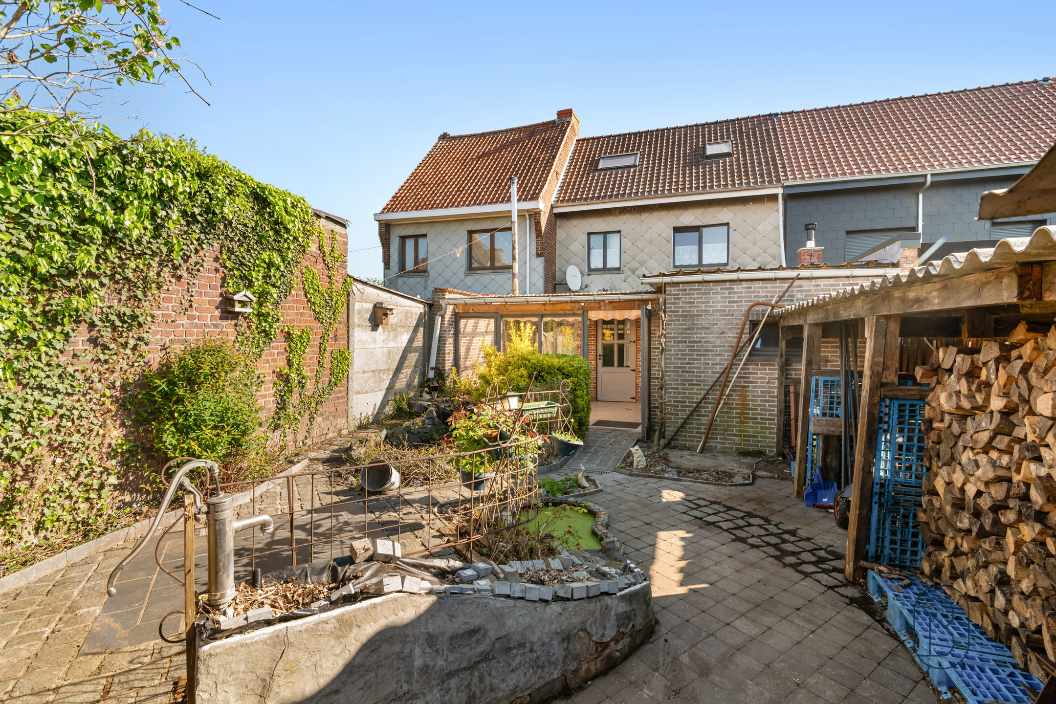 Rijwoning met tuin, dicht bij alle voorzieningen - foto 5