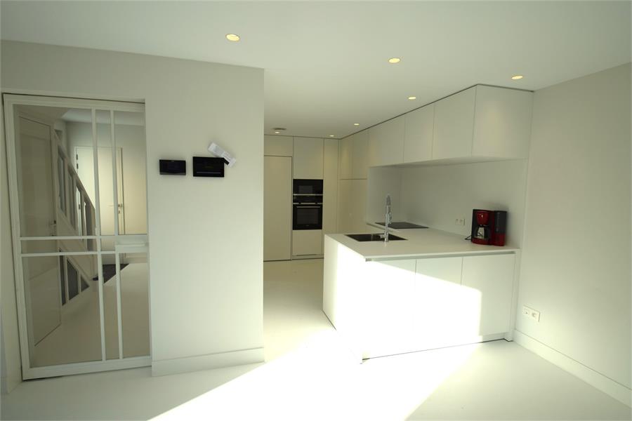 Moderne halfopen bebouwing op rustige ligging - foto 5