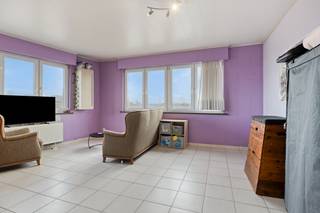 Ontdek dit instapklare appartement op de 4de verdieping met prachtig open zicht over het Duvelsplein en de Theunisbrug in hartje Merksem. Het...