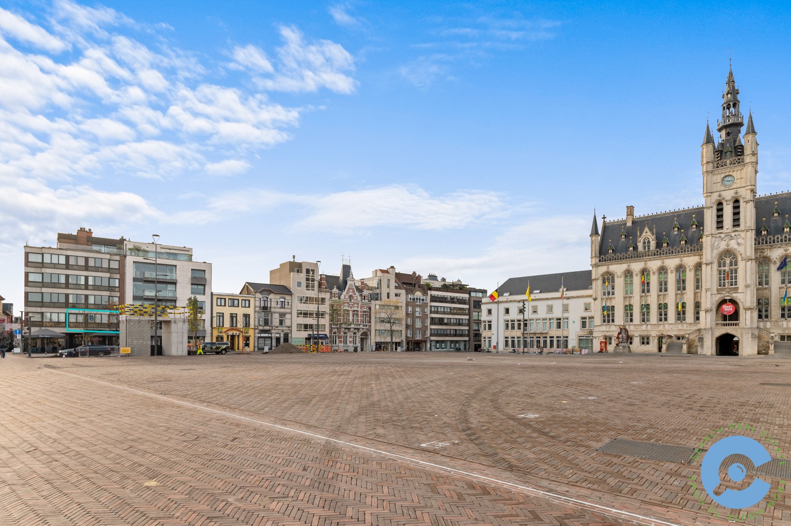 Instapklaar appartement met zicht op de Markt - foto 2