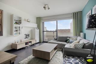 Bent u op zoek naar een jong en stijlvol appartement in een bruisende omgeving?Dit prachtige appartement in Residentie Hassaporta, gebouwd in 2014,...