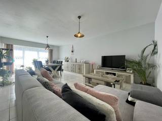 Bent u op zoek naar een comfortabel en lichtrijk appartement om te huren in Alken? Dan is dit instapklare pand, rustig gelegen in de...