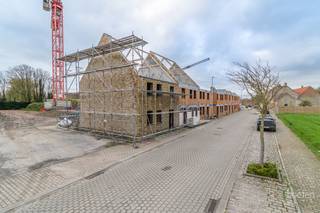 Woonomgeving De Lelie: 18 nieuwbouwwoningen in het landelijke en historische Beauvoorde  - REEDS 7 VERKOCHT!Salons De Lelie... Jaren een begrip in...